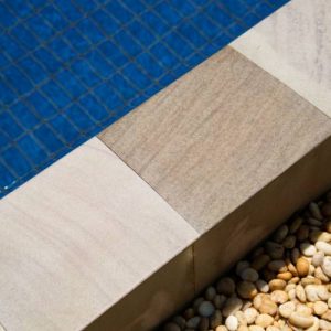 Discount Carrelage 84 Piscine 2