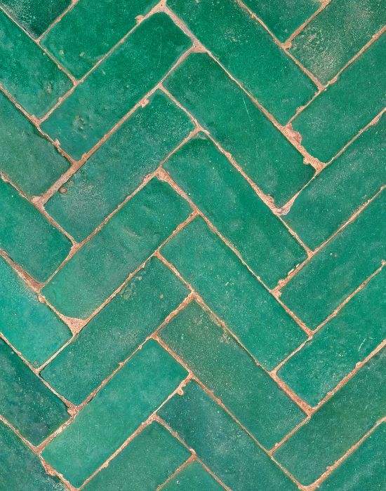 xr:d:DAF_9xEKY28:32,j:1994393698105597716,t:24041516